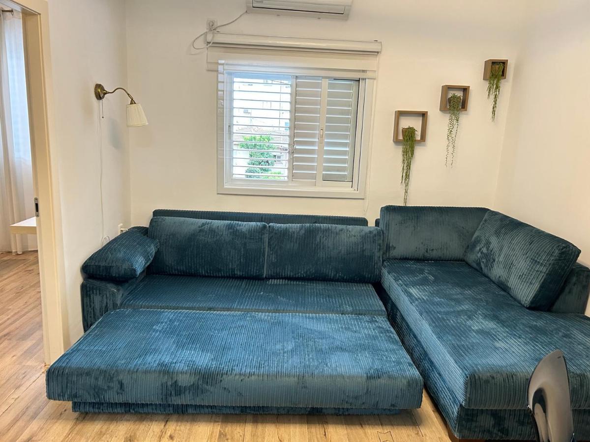 2 Bedrooms Apartment " Marcheliz " In Bat-Yam Бат-Ям Экстерьер фото